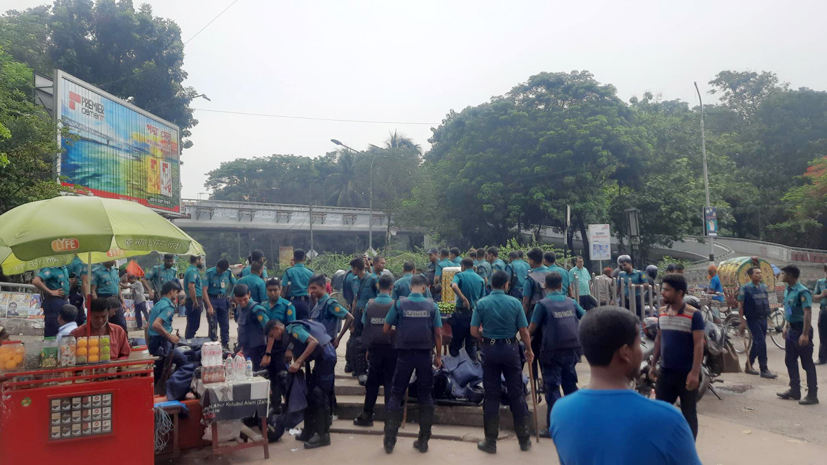 জামায়াতের সমাবেশকে কেন্দ্র করে সতর্ক পুলিশ