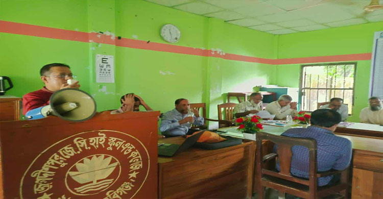মাধবপুরে মাধ্যমিক শিক্ষক কর্মচারী সমিতির সভা অনুষ্টিত