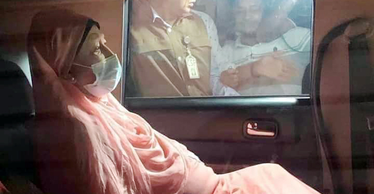 খালেদা জিয়ার স্বাস্থ্যের পরীক্ষা-নিরীক্ষা চলছে