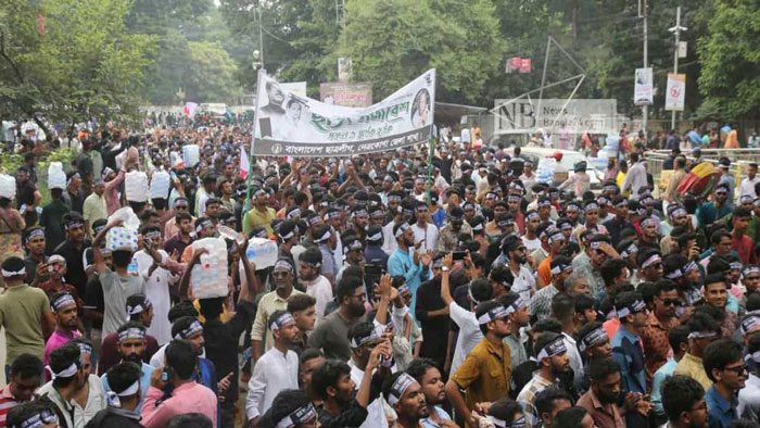 সোহরাওয়ার্দীতে ছাত্রলীগের সমাবেশে প্রধানমন্ত্রী 