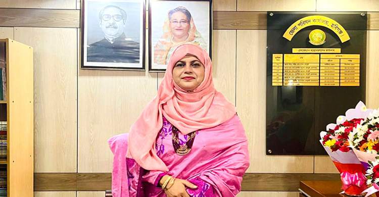 হবিগঞ্জ জেলা পরিষদে প্রথম নারী চেয়ারম্যানের দায়িত্ব গ্রহণ