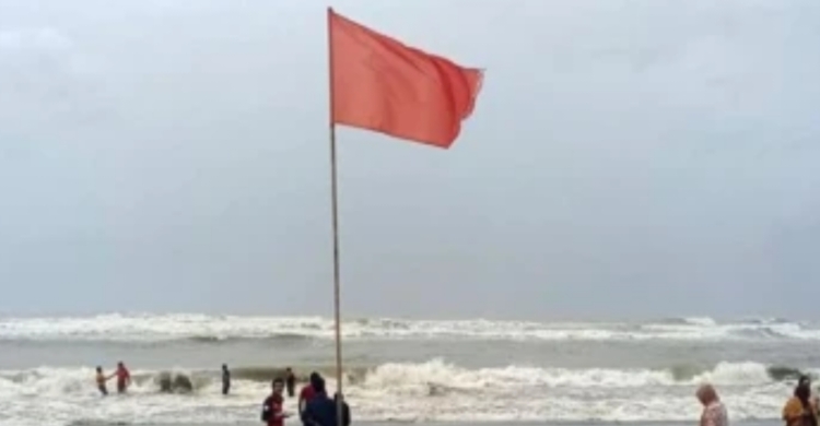 উপকূলে বৈরী আবহাওয়া, স ত র্ক থাকুন জেলে ও ট্রলার