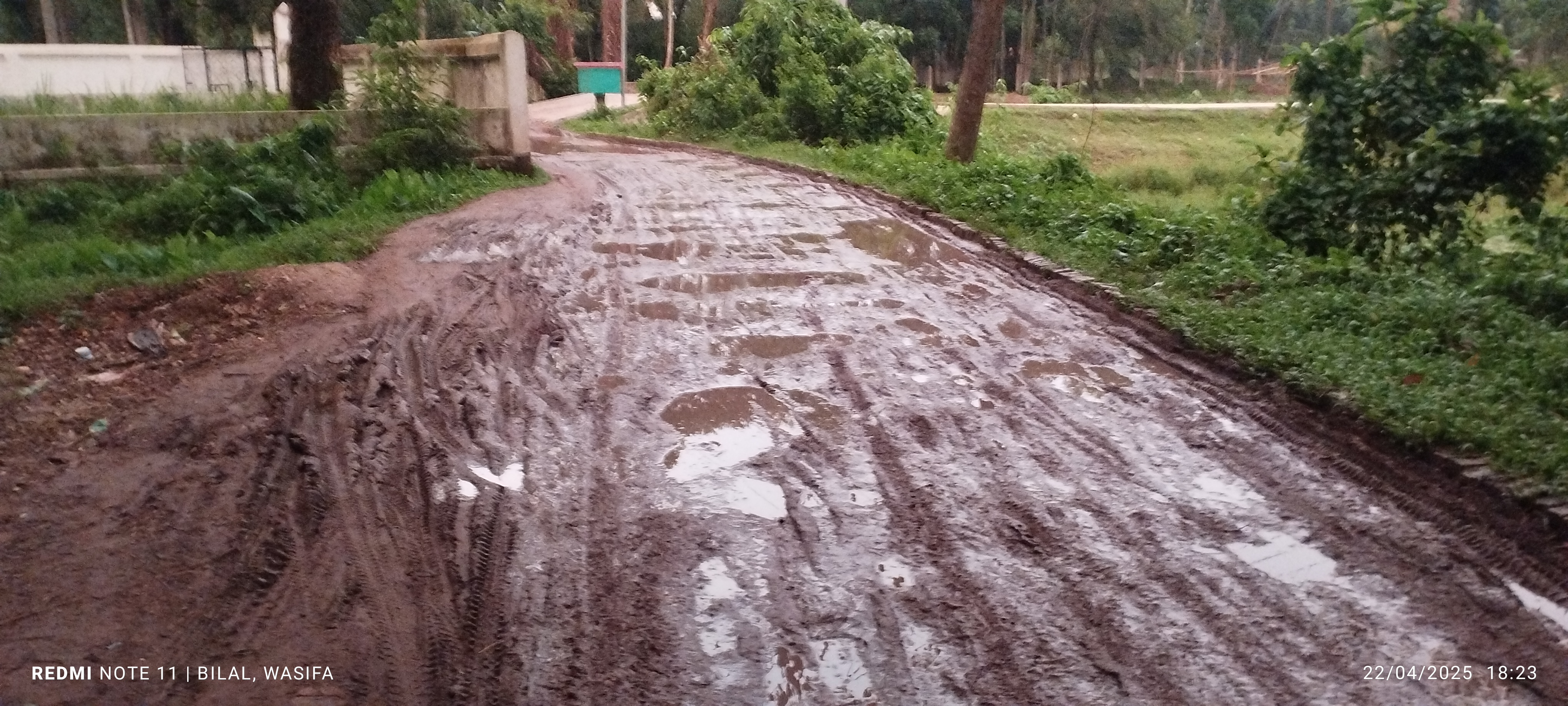 জগন্নাথপুরে বেহাল দুই কিলোমিটার সড়ক, দু*র্ভোগে ২০ হাজার মানুষ