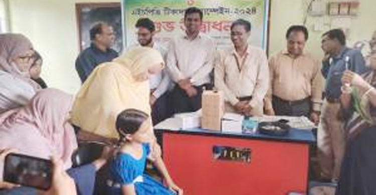 কুলাউড়ায় কিশোরীদের এইচপিভি টিকাদান ক্যাম্পেইনের উদ্বোধন