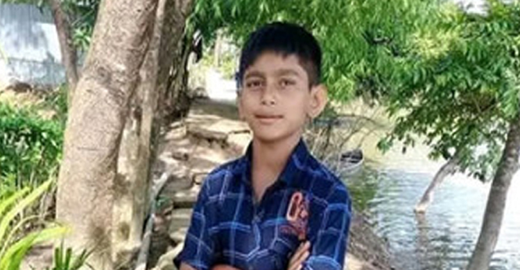 সুনামগঞ্জে ট্রাক উল্টে কিশোরের মৃ*ত্যু