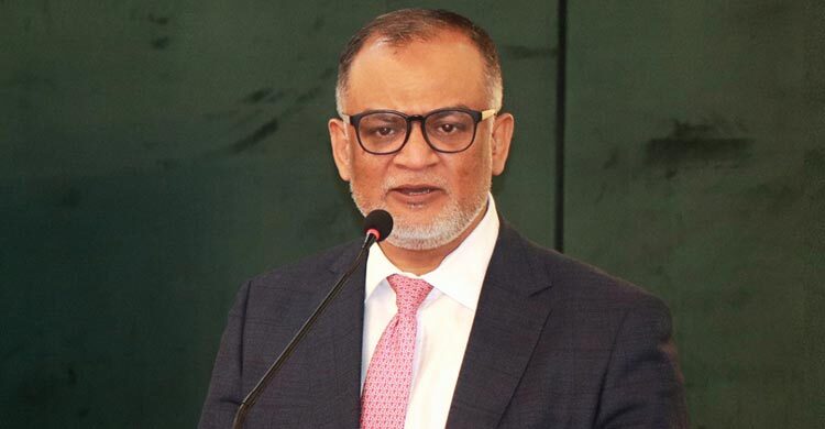 বিমান ও পর্যটন মন্ত্রণালয়ের দায়িত্বেও উপদেষ্টা শেখ বশিরউদ্দীন