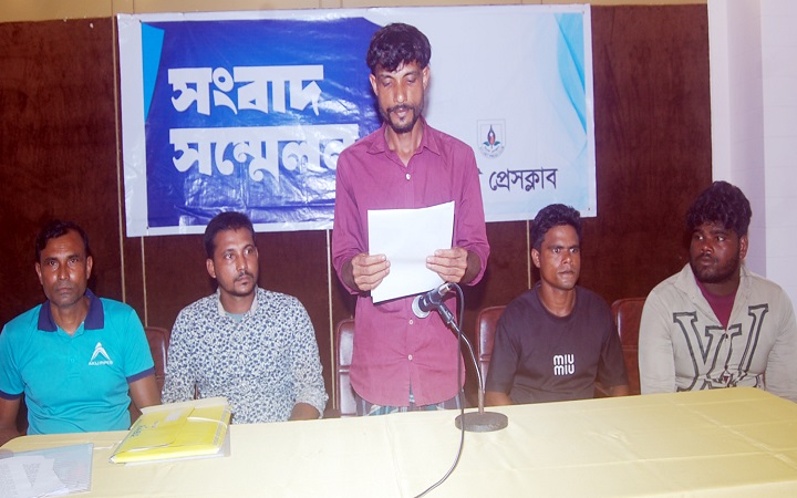 &lsquo;বাপ-দাদার বসতভিটা ছাড়তে চা*প, হা*মলা-ভা*ঙচুর ও প্রা*ণনাশের হু*মকি&rsquo;