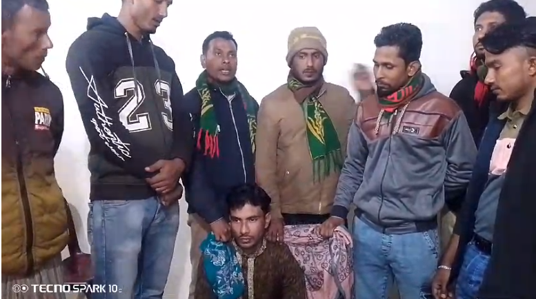 বাহুবলে চাঁ*দাবাজির অভি*যোগে যুবক আ*টক 