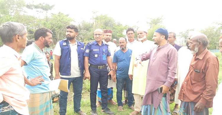 গোয়াইনঘাটে বিরোধ পূর্ন যাতায়াতের রাস্তা সালুটিকর পুলিশের সরেজমিন পরিদর্শন