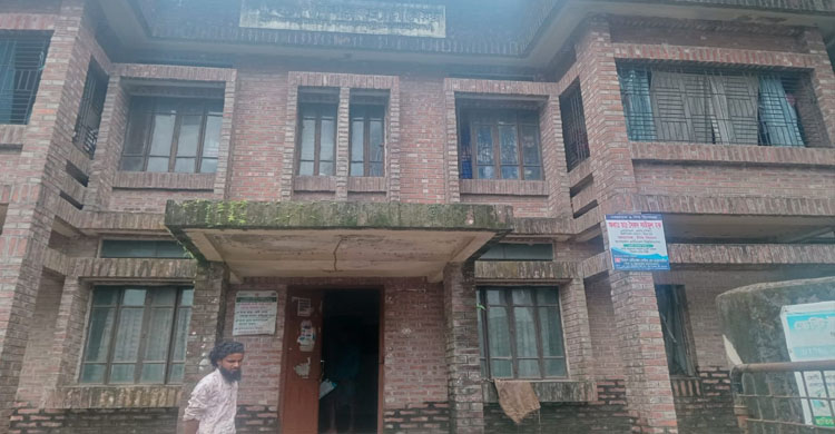 ছাতিয়াইন ইউনিয়ন উপস্বাস্থ্য কেন্দ্রে ফার্মাসিস্ট নেই ৩০ বছর