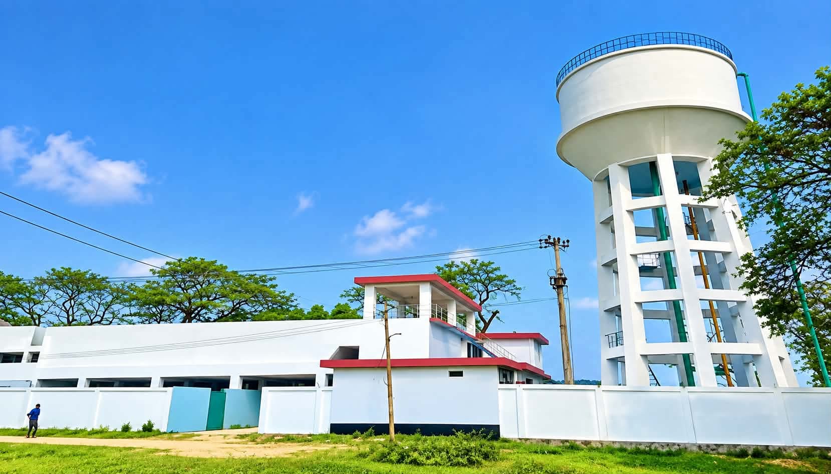 মাধবপুরে ওয়াটার ট্রিটমেন্ট প্ল্যান্টের ৫ কোটিই পানিতে