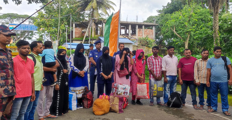 কা রা ভো গ শেষে ভা র ত থেকে ফিরলেন ১৪ বাংলাদেশি