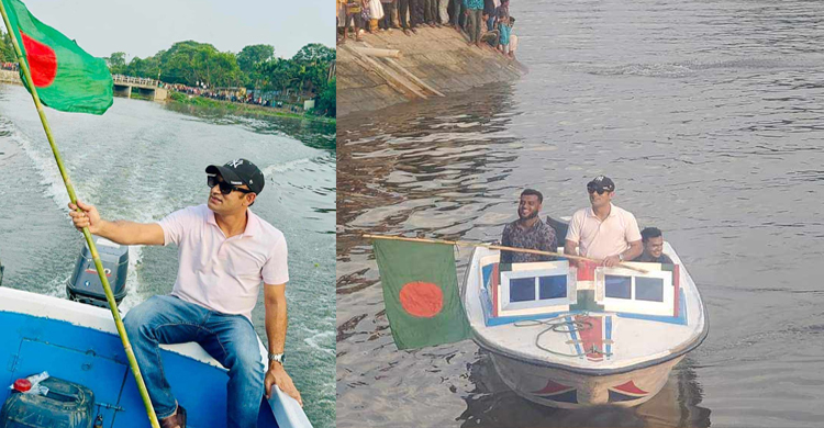 পুরাতন খোয়াই নদীতে নৌযান চলাচল উদ্বোধন করলেন ব্যারিস্টার সুমন