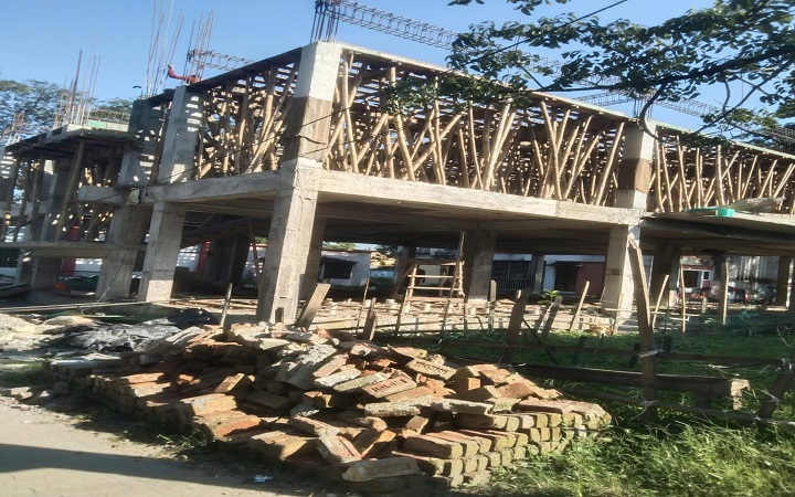 মাধবপুরে ৫ কোটি ২৬ লাখ টাকার আইসিটি কেন্দ্র ৮ বছরেও শেষ হয়নি