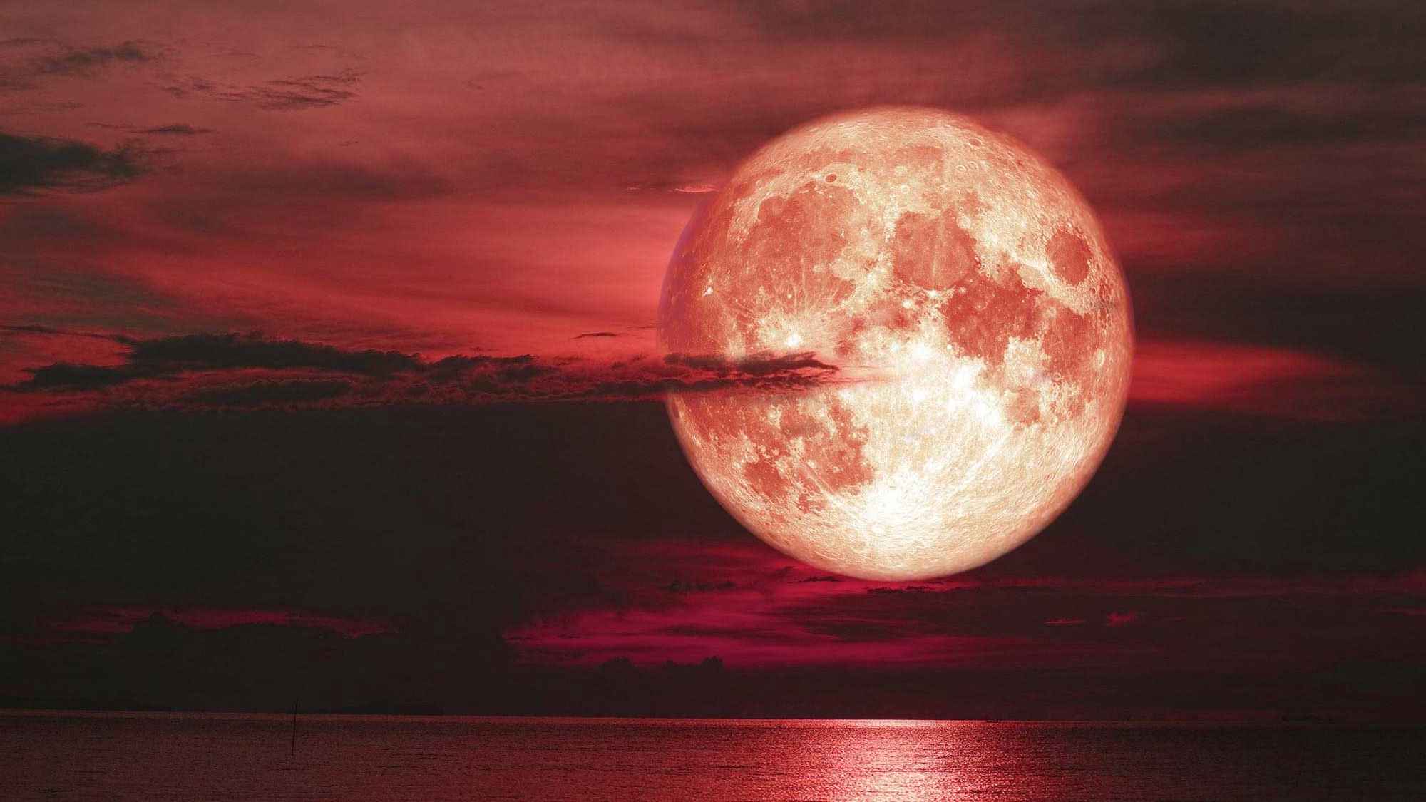 ২০ বছর পর আবার ২১ জুন দেখা যাবে স্ট্রবেরি মুন