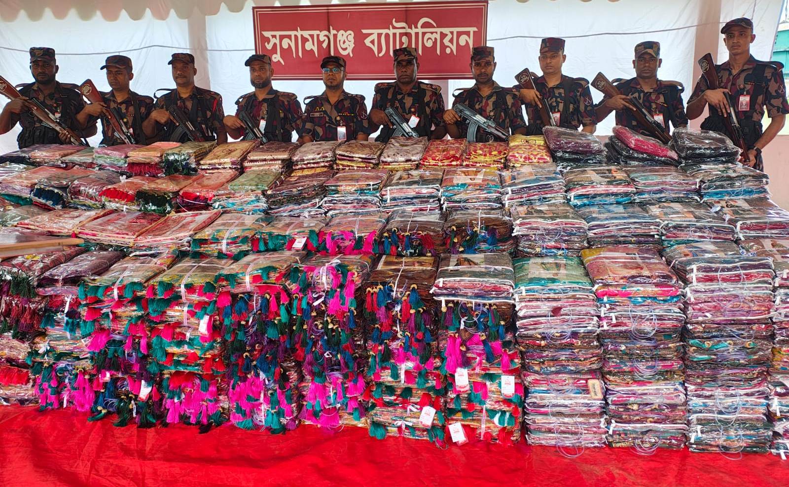সুনামগঞ্জে সাড়ে ৩ কোটি টাকার ভা'রতীয় শাড়ি জ'ব্দ