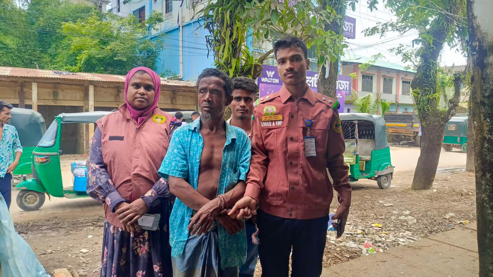 গোয়াইনঘাটে স্ত্রীকে কু-পিয়ে জ-খম, স্বামী আ-টক