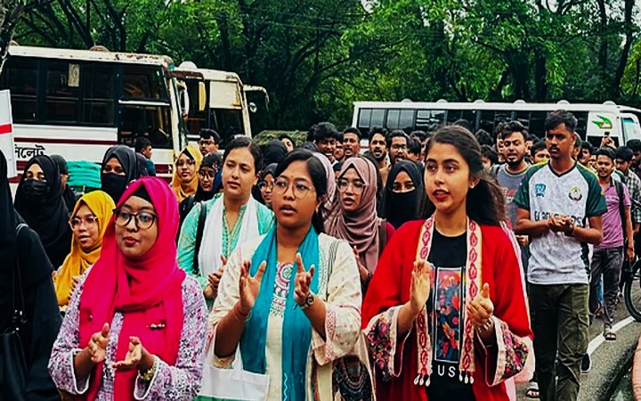 খাবারের মান নিয়ে অ*ভিযোগ করায় শিক্ষার্থীকে মা*রধর, শাবিপ্রবিতে বিক্ষো*ভ