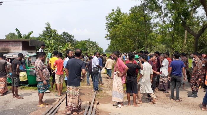 শায়েস্তাগঞ্জে ট্রেন-সিএনজি সংর্ঘষে মহিলা নিহত, আহত ৩ 