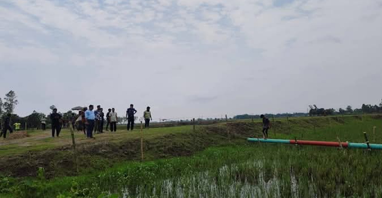 মাধবপুরে অ বৈ ধ বালু উত্তোলনের বিরুদ্ধে মোবাইল কোর্টের অ ভি যা ন