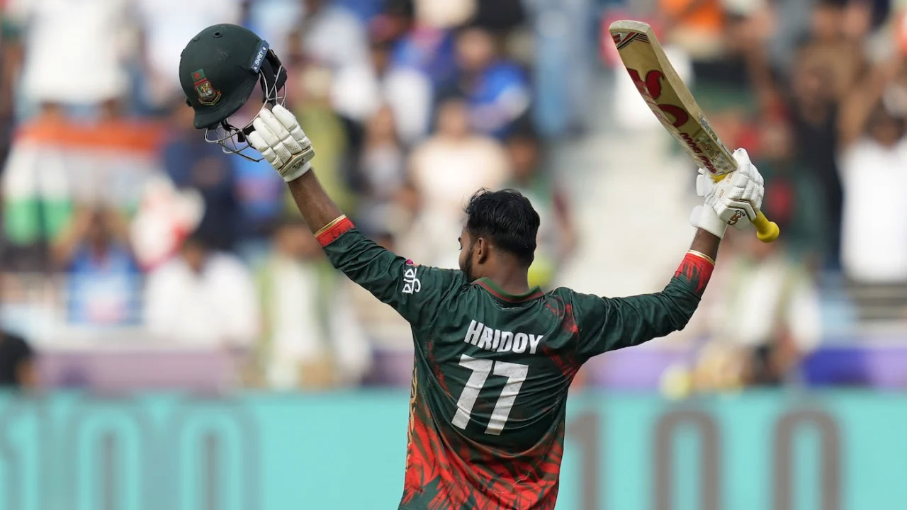 ধ্বং*সস্তূপে দাঁড়িয়ে হৃদয়ের সেঞ্চুরি, লড়াইয়ের পুঁজি পেল বাংলাদেশ