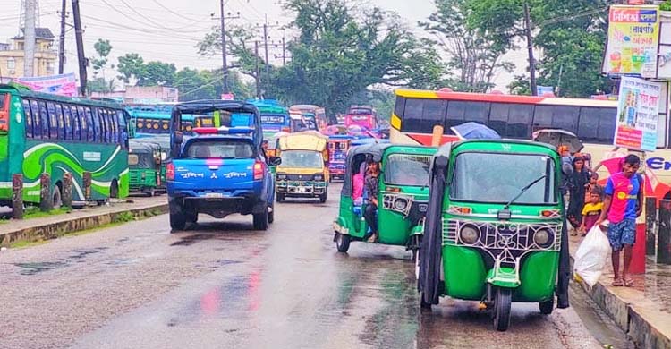 সুনামগঞ্জে পরিবহন শ্রমিকদের ধ*র্মঘট প্র ত্যা হা র