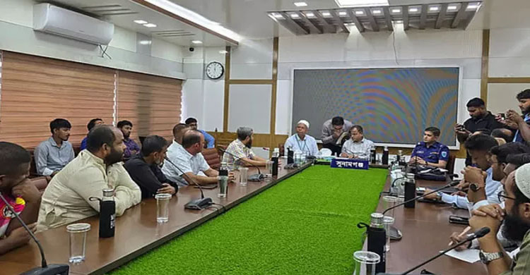 ৫ আগস্টের নিরাপত্তা নিয়ে নিশ্চিন্ত: স্বরাষ্ট্র উপদেষ্টা