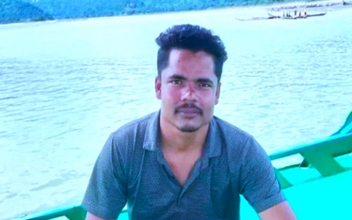 তাহিরপুরে নৌকা আটকে চাঁ/দা দাবির অ/ভিযোগ, ছাত্রদল নেতা আ/টক