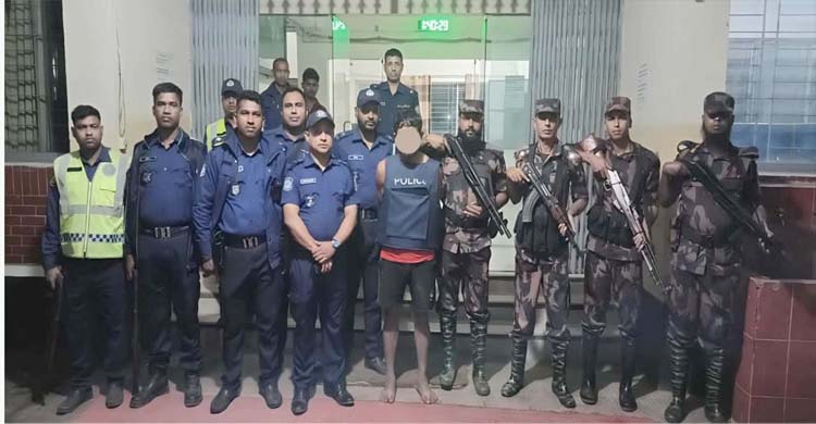 সিলেটে বিজিবি-পুলিশের যৌথ অভিযানে ওয়ারেন্টভুক্ত আসামী আ ট ক