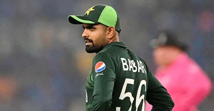 ৩ রান করা ম্যাচে দুই রে ক র্ড বাবর আজমের