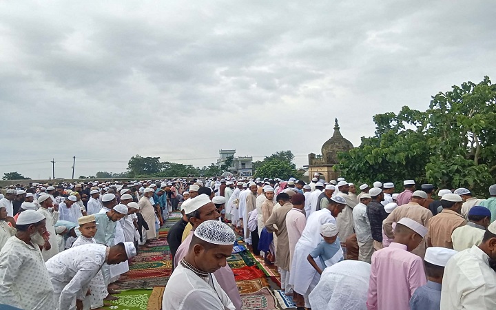 আজমিরীগঞ্জে উৎসবমুখর পরিবেশে  ঈদুল আযহা পালিত