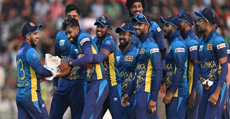 এক ওভারেই স্বপ্ন শেষ, শ্রীলঙ্কার কাছে সিরিজ হার বাংলাদেশের