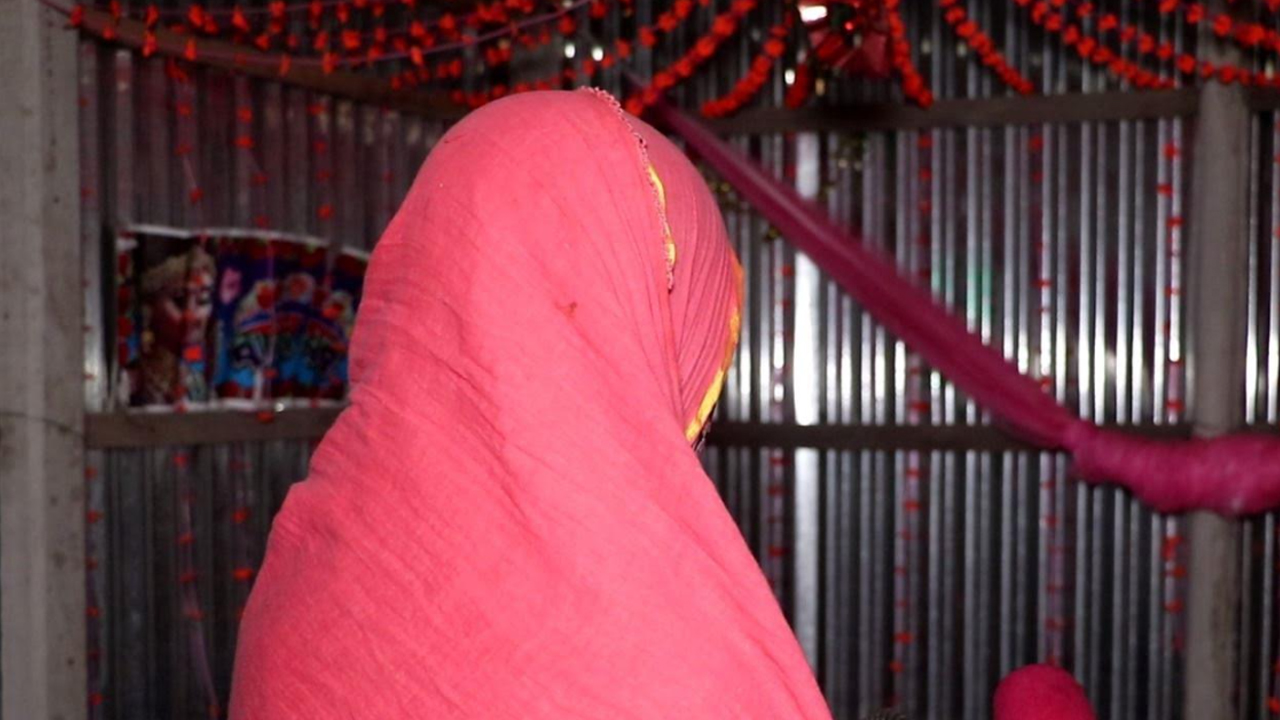 স্বামীকে জিম্মি করে গর্ভবতী স্ত্রীকে ধর্ষণ, ৫ দিনেও গ্রেপ্তার নেই