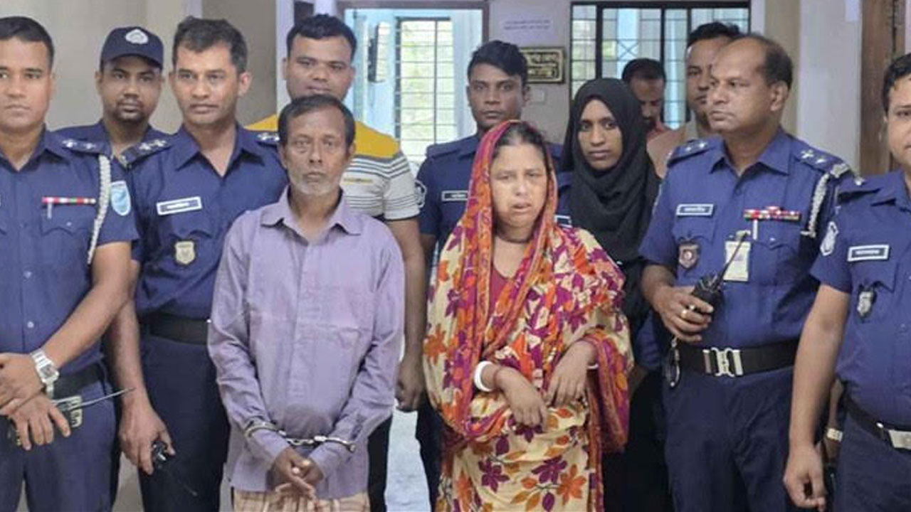 ছেলের ম র দে হ বস্তায় ভরে ড্রেনে ফেলে দেন বাবা