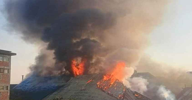 সুগার মিলের ভয়াবহ আগুন, কাজ করছে ১৮ ইউনিট