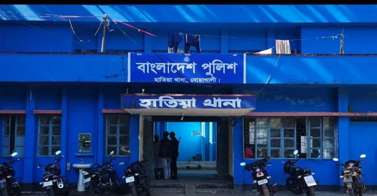 হাতিয়ায় কিশোরীকে ধ র্ষ ণে র অভিযোগে পুলিশ কর্মকর্তা প্র ত্যা হা র