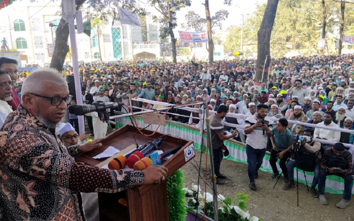 &lsquo;কাজের মাধ্যমেই  ভালোবাসার প্রতিদান দেবো&rsquo;- আরিফুল হক চৌধুরী