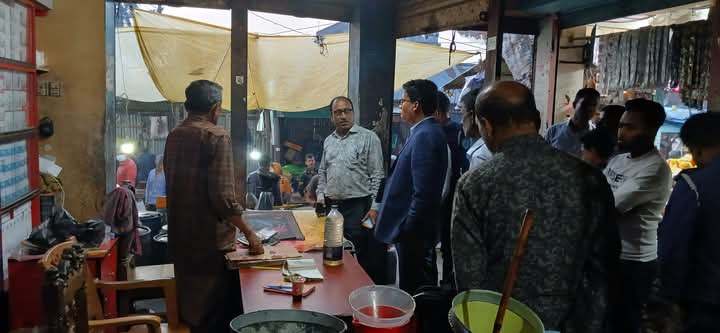 মাধবপুরে ভ্রাম্যমাণ আদালতে ২ ব্যবসায়ীকে জ রি মা না