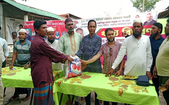 গোয়াইনঘাটে কাওছারের অর্থায়নে বারকি শ্রমিকদের মাঝে খাদ্য উপহার বিতরণ