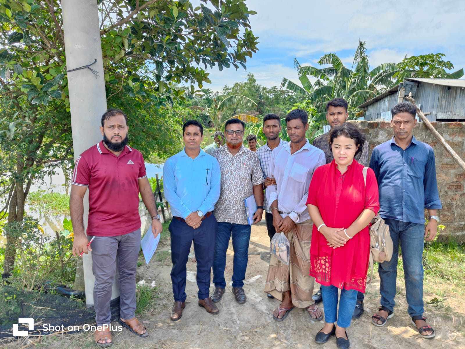 আজমিরীগঞ্জে গাঁজা ব্যবসায়ীকে কা রা দ ণ্ড