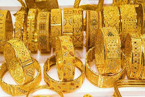 স্বর্ণের দাম কমল আরও ১,৭৪৯ টাকা
