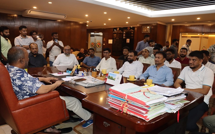 ষ/ড়/যন্ত্র মোকাবেলায় ঐক্যবদ্ধভাবে কাজ করতে হবে:  কাইয়ুম চৌধুরী