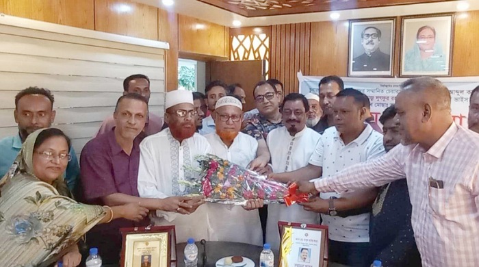 চুনারুঘাটের সাবেক উপজেলার চেয়ারম্যানকে রাজসিক বিদায়