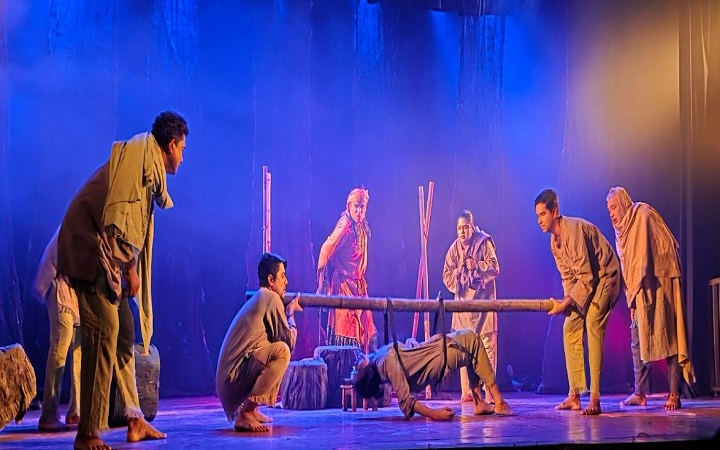 &lsquo;কিংবদন্তীর কথা&rsquo;য় মুগ্ধ সিলেটের দর্শক
