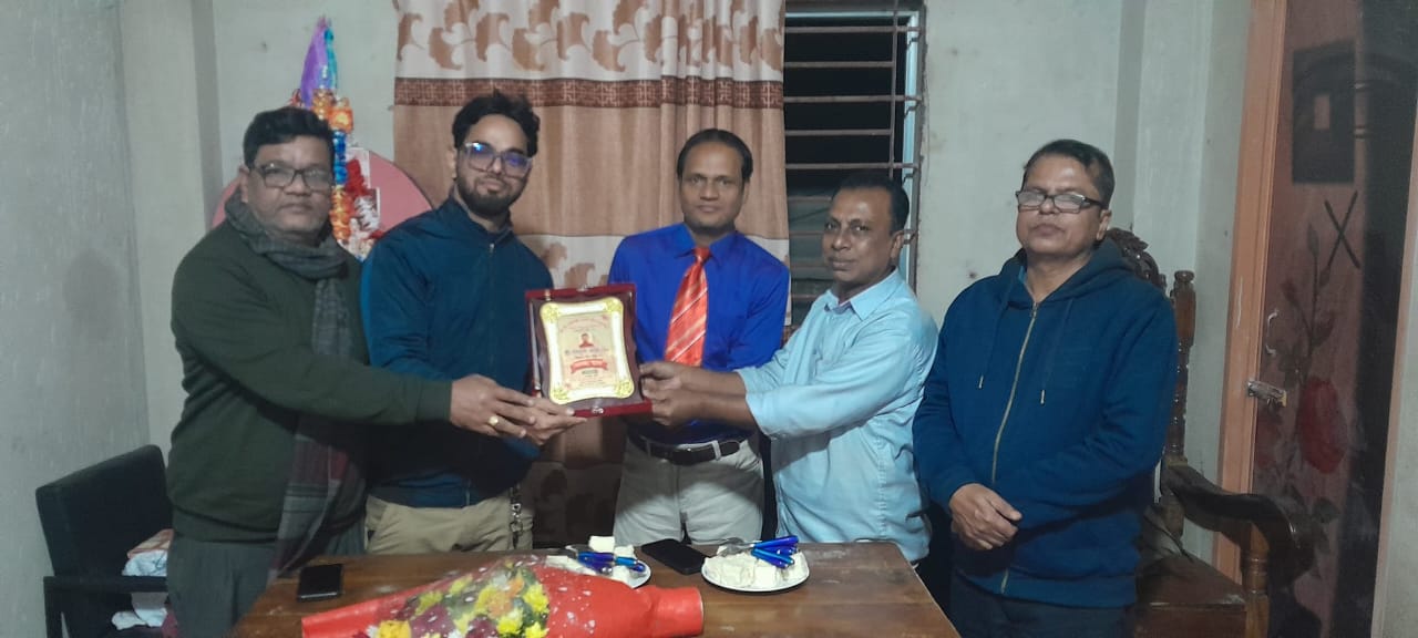 দক্ষিণ সুরমায় প্রবাস যাত্রা উপলক্ষে বিদ্যুত দাসকে সংবর্ধনা