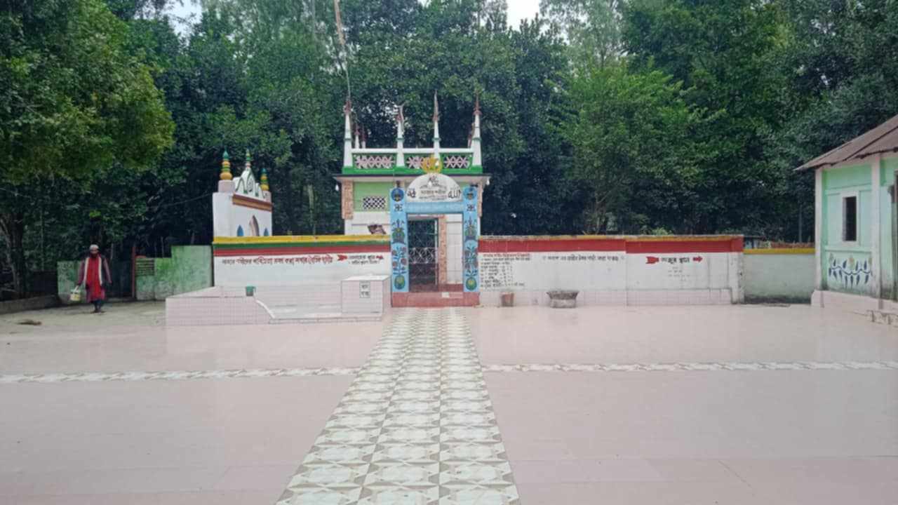 লাখাইয়ে শাহ বায়েজিদ (রহ.) এর ওরস ও মেলা আজ 