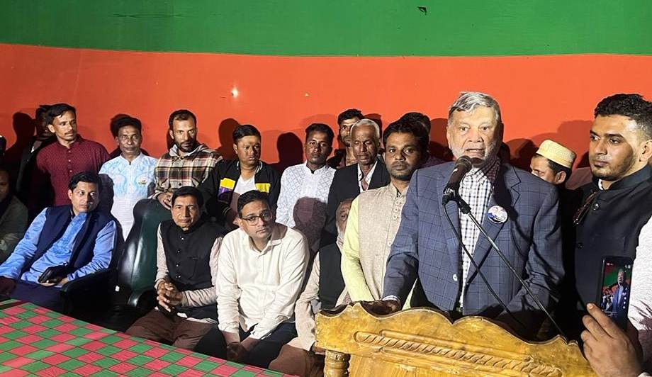 &lsquo;বিদ্যুতের আলোয় সারা বাংলাদেশ হাসছে&rsquo;