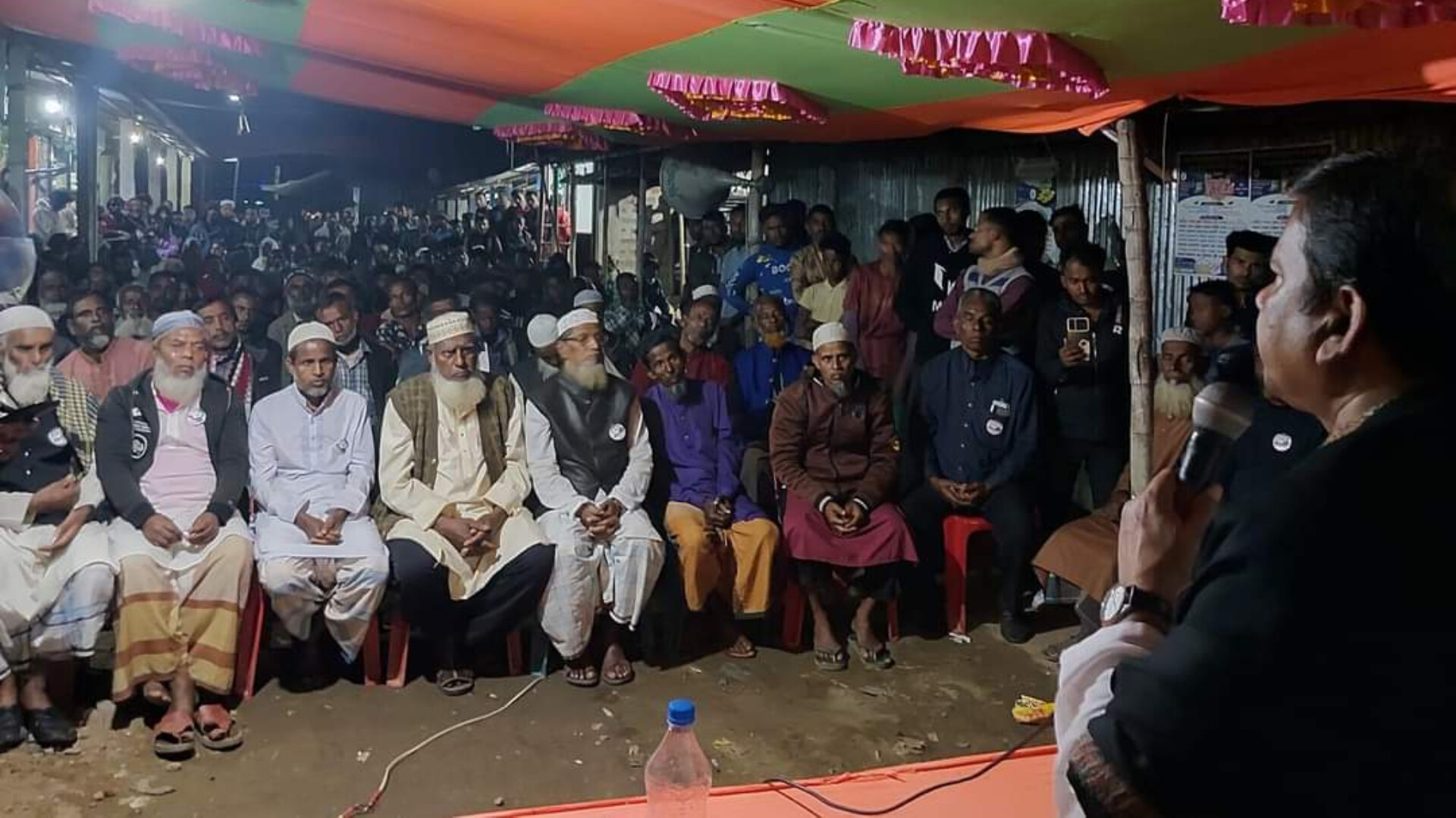 মানুষকে নিশ্চুপ করে রাখা হয়েছে: পীর মিসবাহ