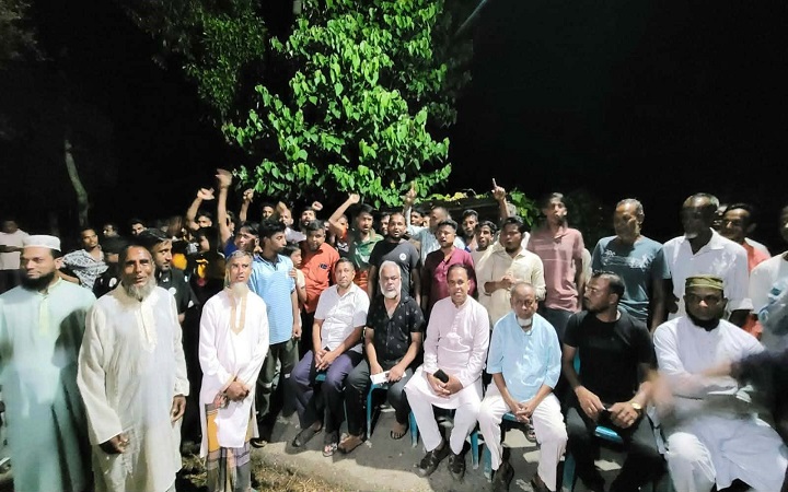 কুলাউড়ায় মা*দকের বি*রুদ্ধে এ*কাট্টা এলাকাবাসী