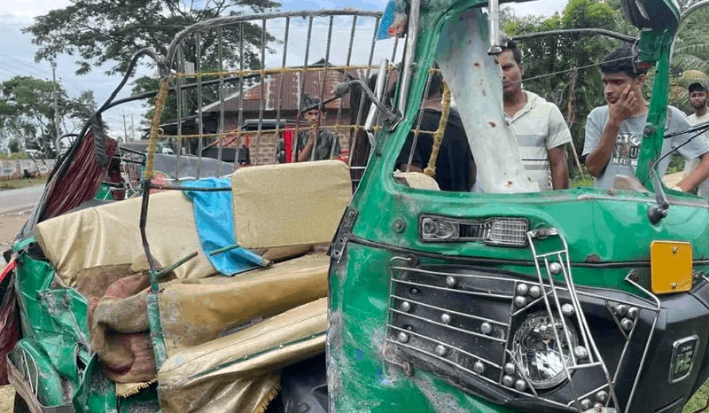 শ্রীমঙ্গলে বাস-সিএনজির মুখোমুখি সংঘর্ষে ৩ জনের মৃত্যু